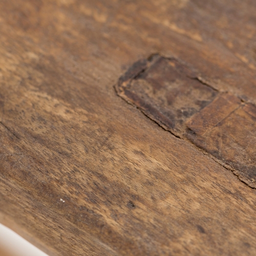 Sidetable Renske von Flamant aus altem Holz