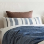 Preview: Mali Kissen in blau / weiß - 30 x 80 cm