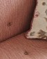 Preview: Arlington Button Tuft von Colefax and Fowler im Raum