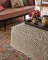 Preview: Arlington Button Tuft von Colefax and Fowler im Raum