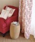 Preview: Vorhang aus Jane Churchill Ferndown in Red neben einem roten Sessel