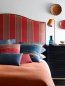 Preview: Kopfteil aus Jane Churchill Indus Stripe in Red