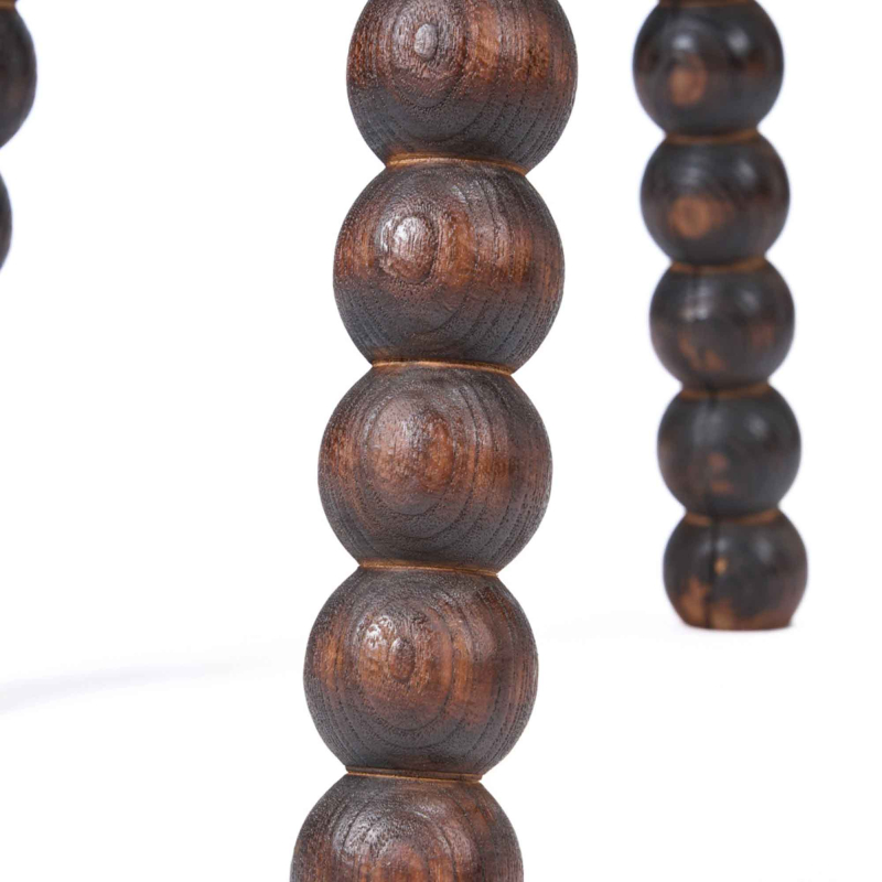 Dango Hocker in walnuss