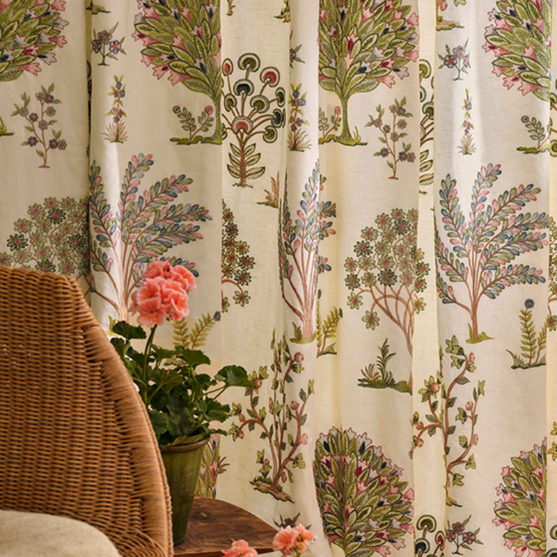 Fantasia bestickte Leinenmeterware von Jane Churchill in Pink/Green