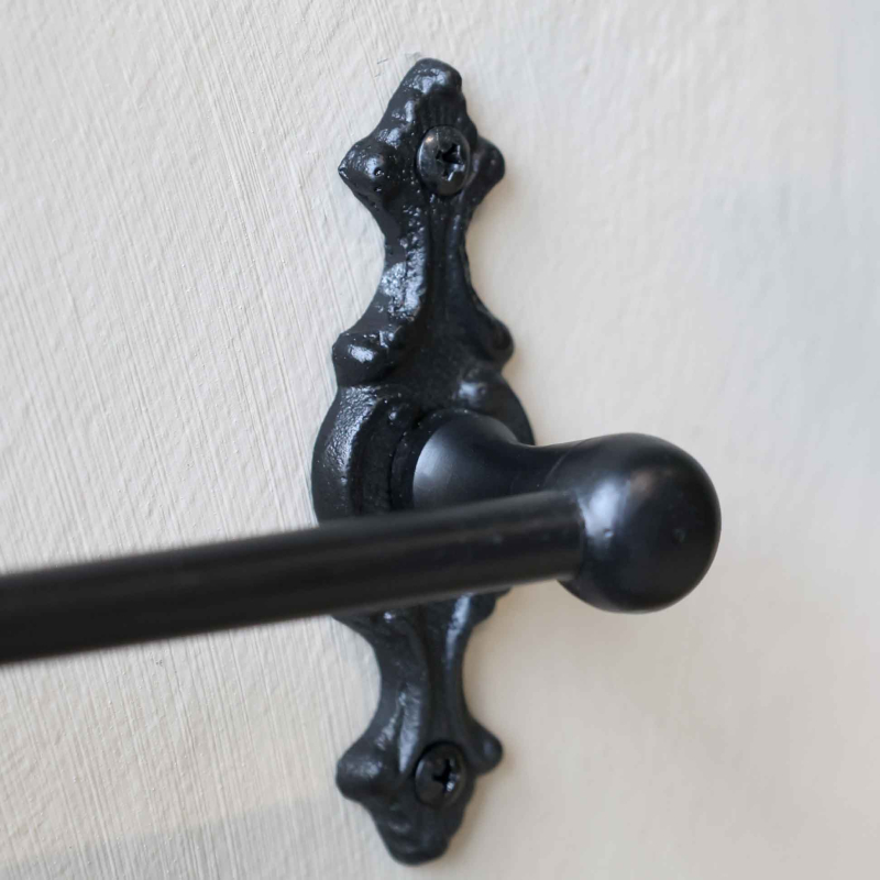 Preview: Hakenleiste aus Eisen mit 3 Haken - 40 cm lang