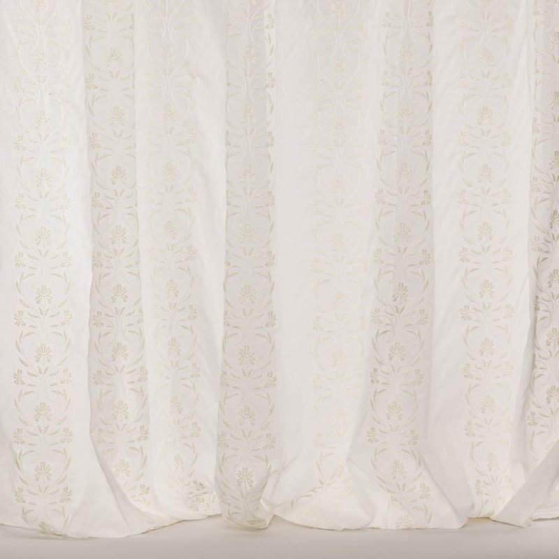 Adella Ivory – Stoff von Colefax and Fowler