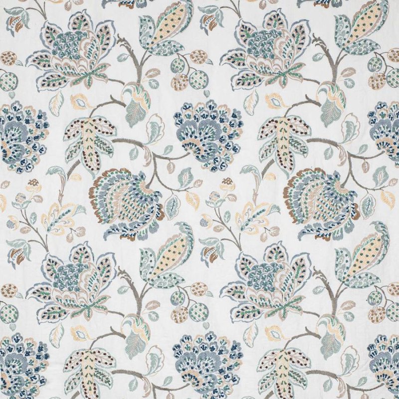 Braganza von Colefax and Fowler in Old Blue