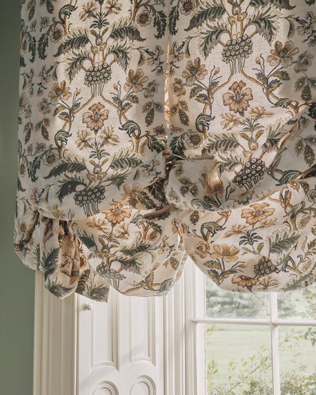 Preview: Carmine Cream von Colefax and Fowler im Raum