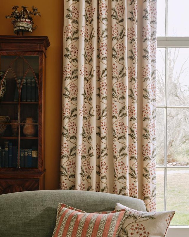 Cresswell von Colefax and Fowler im Raum