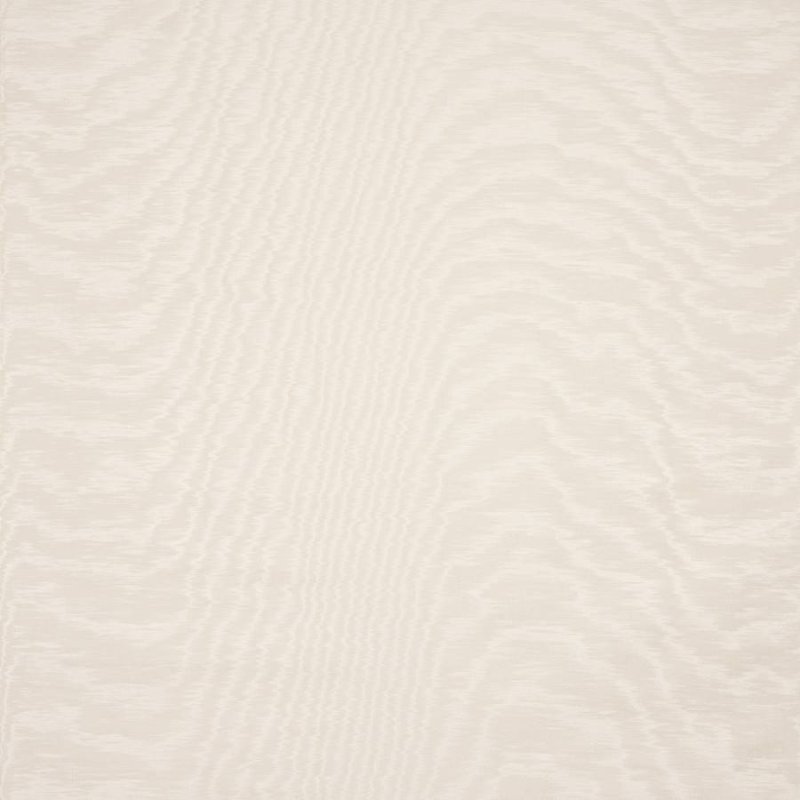 Eaton Plain von Colefax and Fowler in White