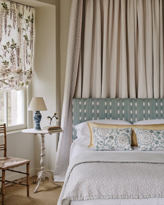 Genoa von Colefax and Fowler im Raum