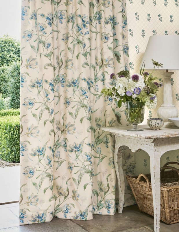 Berkeley Sprig Tapete von Colefax and Fowler – Ambiente