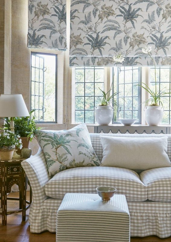 Woodfern von Colefax and Fowler im Raum