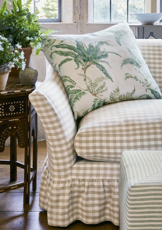 Woodfern von Colefax and Fowler im Raum