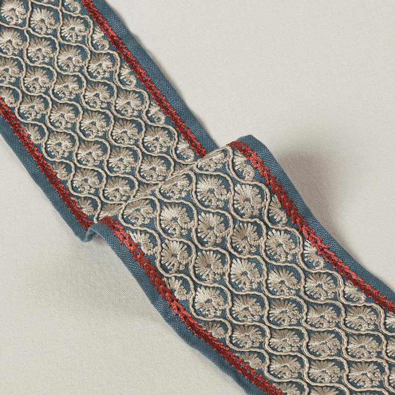 Andorra Braid Blue – Bestickte Borte von Colefax and Fowler