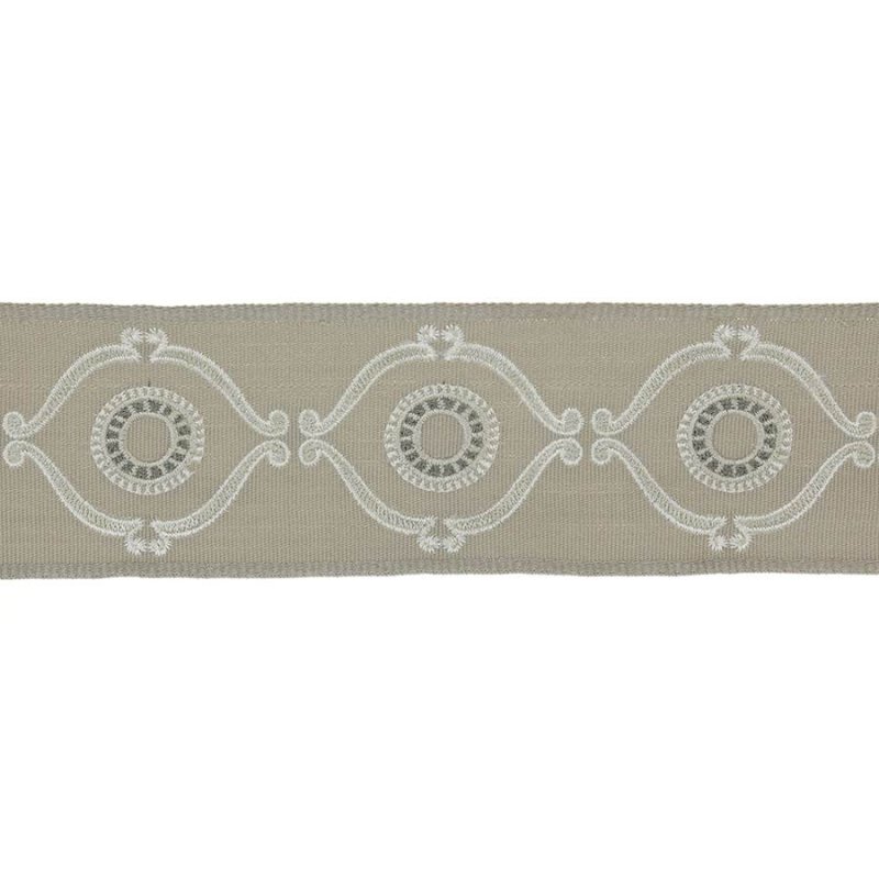 Preview: Delano Classic Braid Stone – Bestickte Borte von Colefax and Fowler