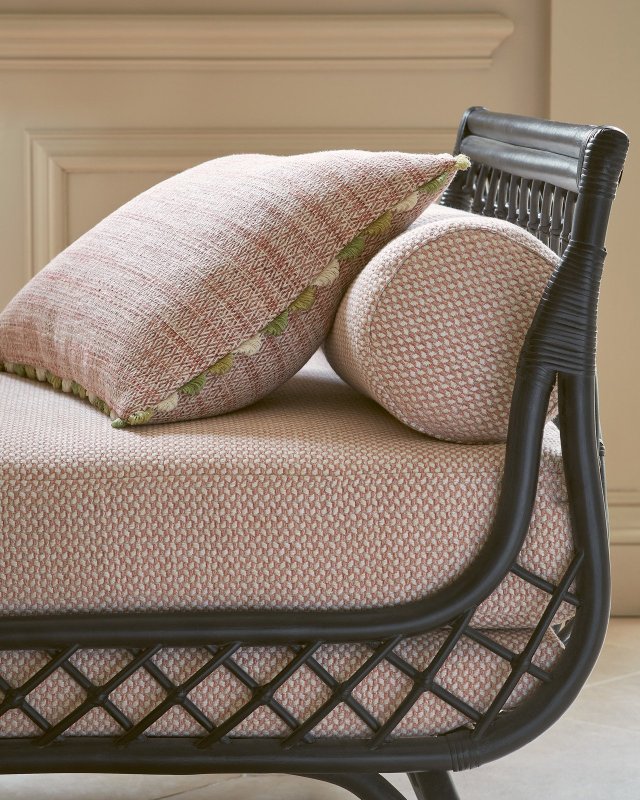 Delano Fan Edge von Colefax and Fowler im Raum