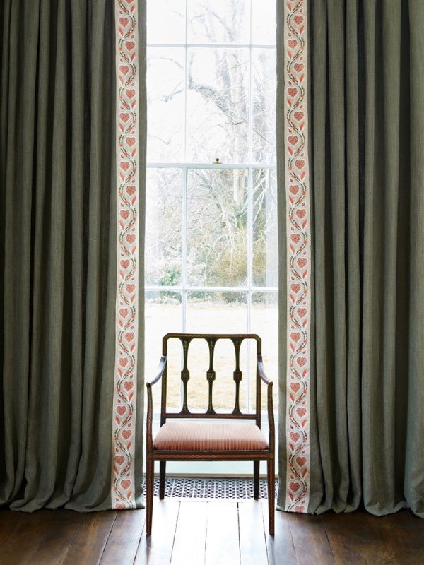 Florinda Braid von Colefax and Fowler im Raum