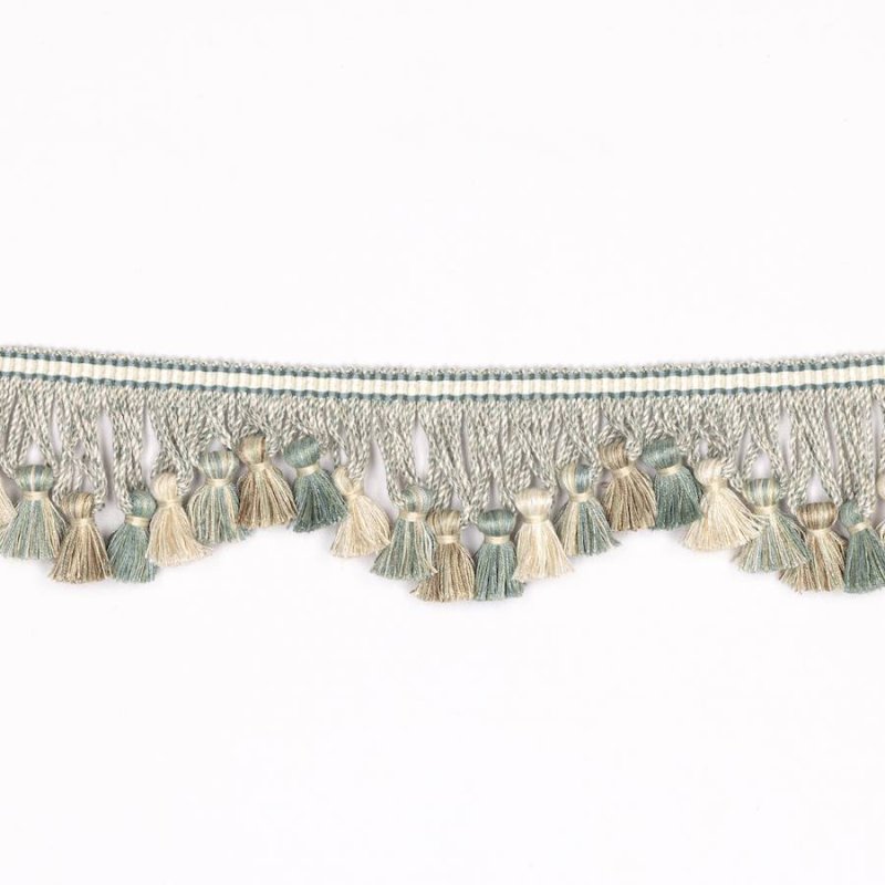 Lansdowne Scalloped Tassel Fringe Old Blue – Bogenquastenfranse von Colefax and Fowler