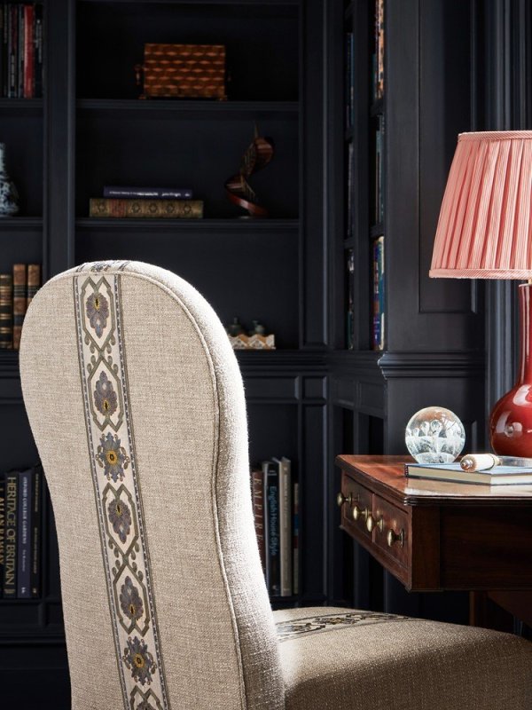 Mirador Braid von Colefax and Fowler im Raum