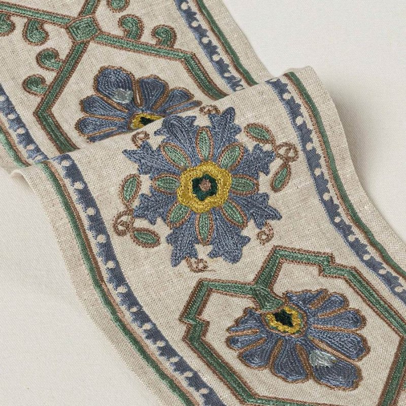 Mirador Braid Blue – Bestickte Borte von Colefax and Fowler