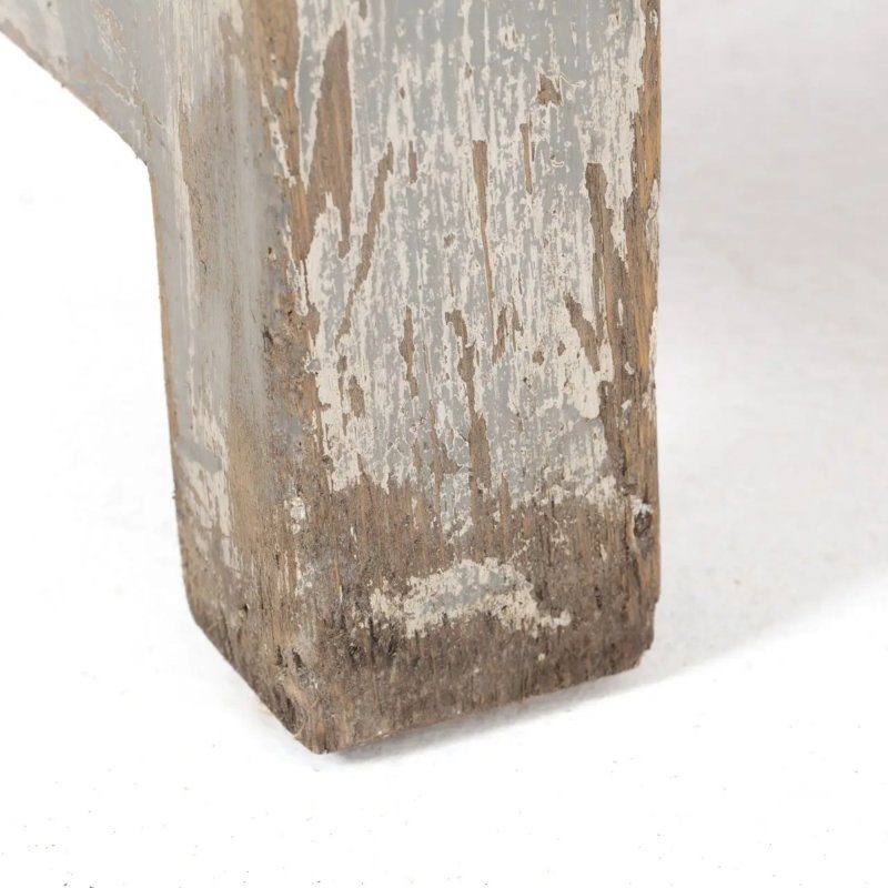 Bein der Konsole Doris mit Patina im Detail