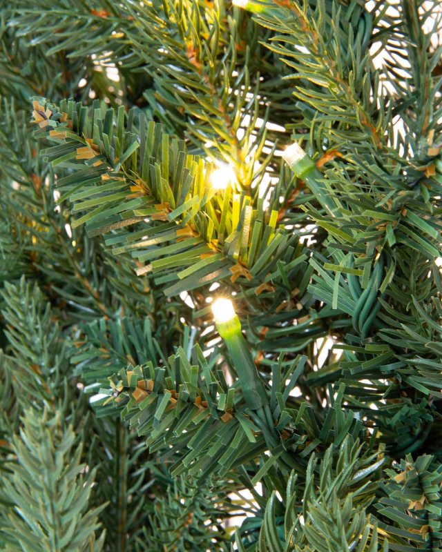Preview: Pinus Zweige mit LED, Detail