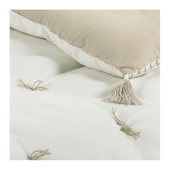 Preview: Matteo Plaid / Futon aus Baumwollsamt in weiß-naturale