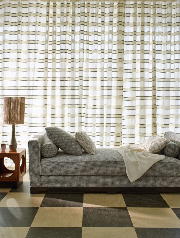 Preview: Longwood von Larsen – Ambiente