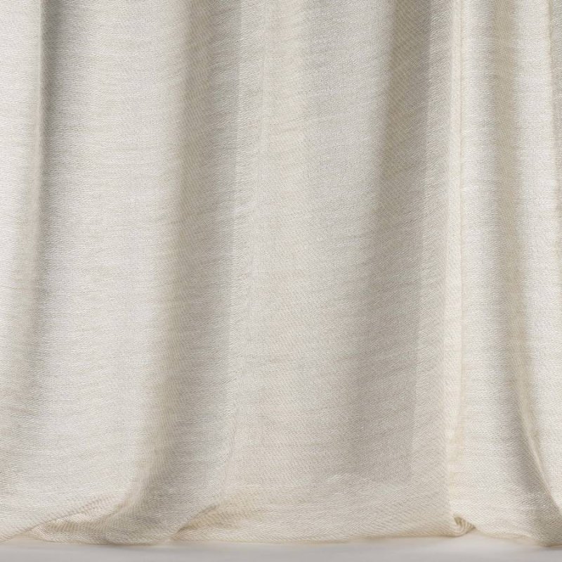 Preview: Maya von Larsen in Linen