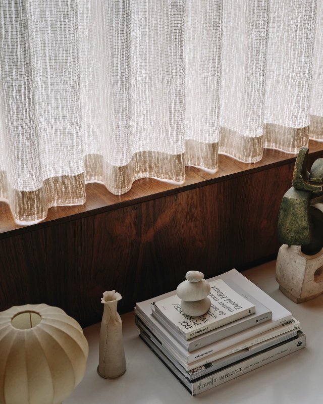 Preview: Ojo von Larsen – Ambiente