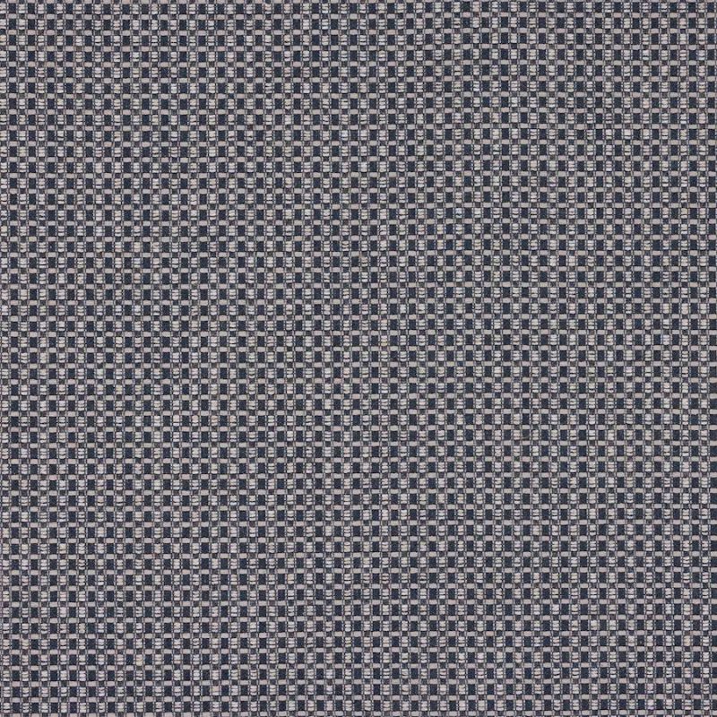 Ugi von Larsen in Midnight