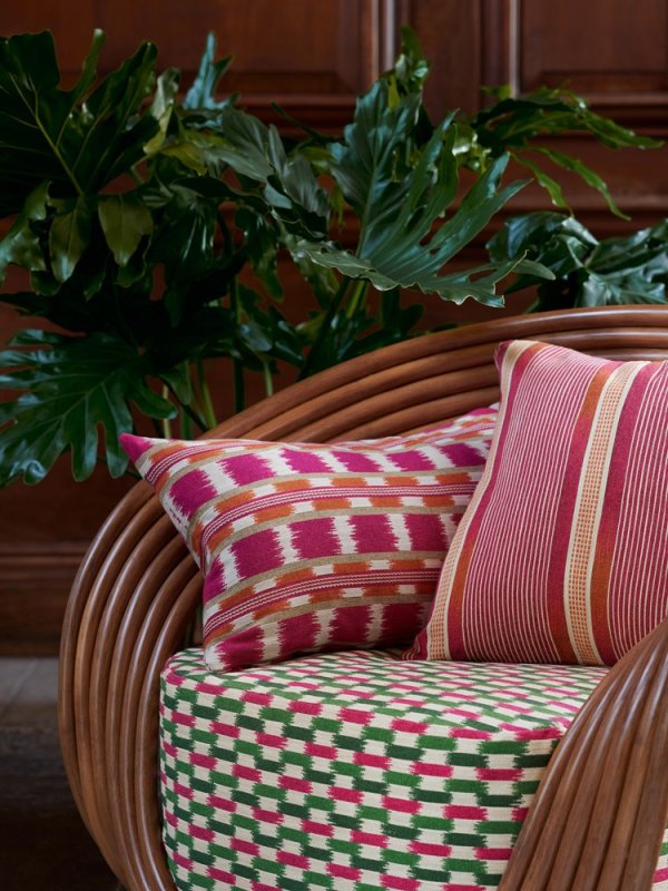 Kissen und Polster aus der Kollektion Tanya von Manuel Canovas