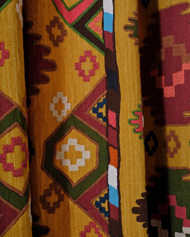 Preview: Raumbeispiel mit Khora von Manuel Canovas
