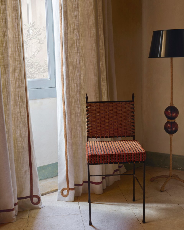 Stuhl mit Bezug aus Manuel Canovas Lison
