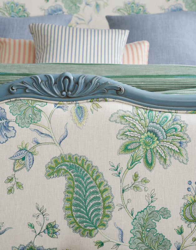 Detail der Stickerei von Manuel Canovas Masha