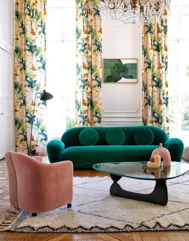 Salengro von Manuel Canovas im Raum