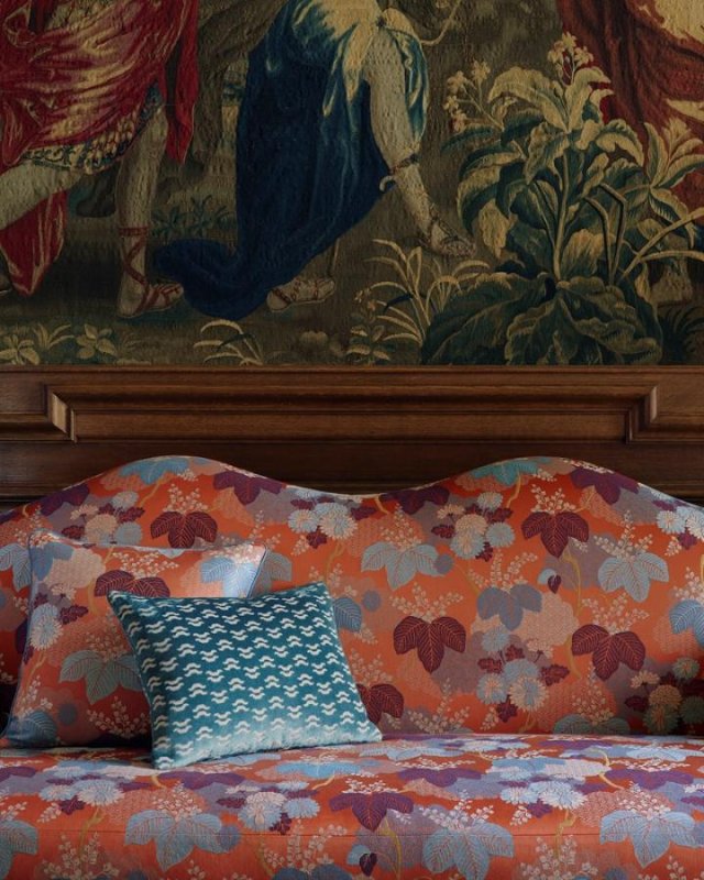 Tino von Manuel Canovas im Raum