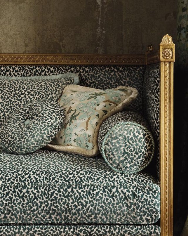 Tobago von Manuel Canovas im Raum