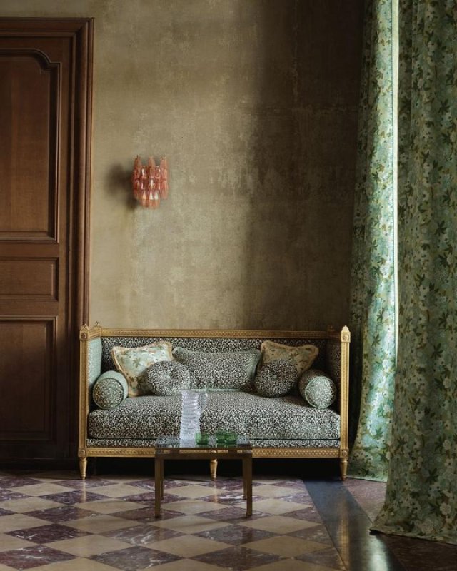 Tobago von Manuel Canovas im Raum