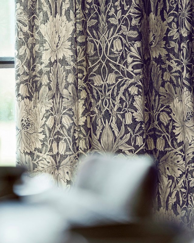 Preview: Pure Honeysuckle & Tulip Print von Morris & Co. – Ambiente