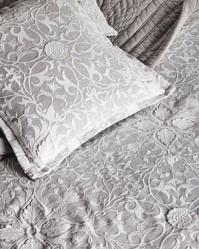 Preview: Pure Net Ceiling Applique von Morris & Co. – Ambiente