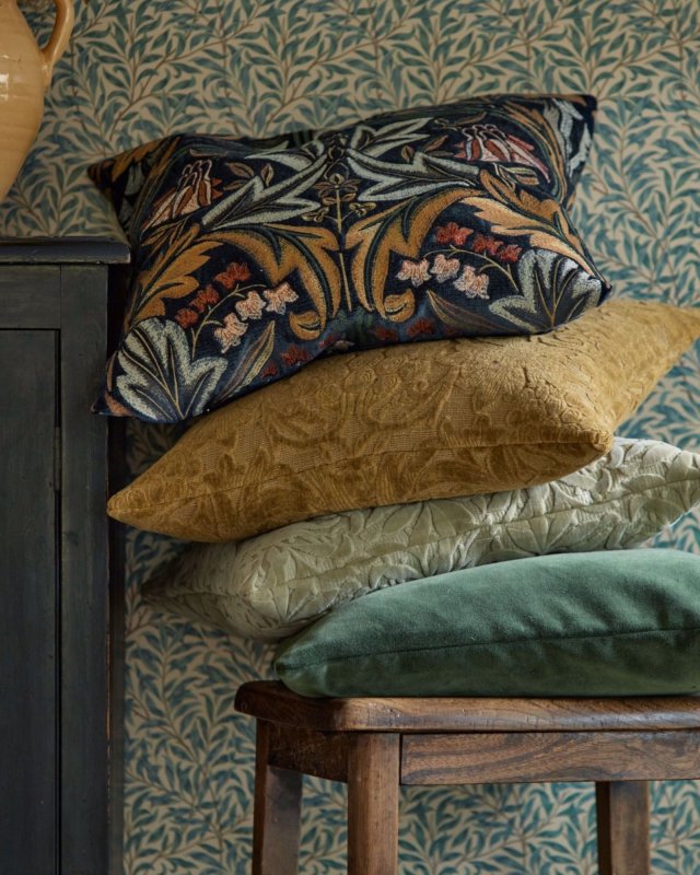 Sunflower Caffoy Velvet von Morris & Co. – Ambiente