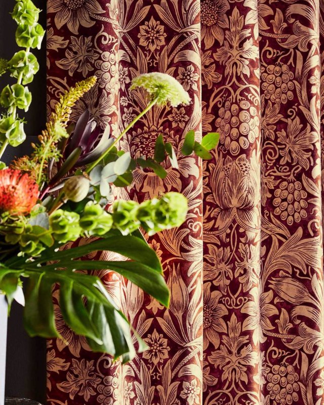 Sunflower Velvet von Morris & Co. – Ambiente