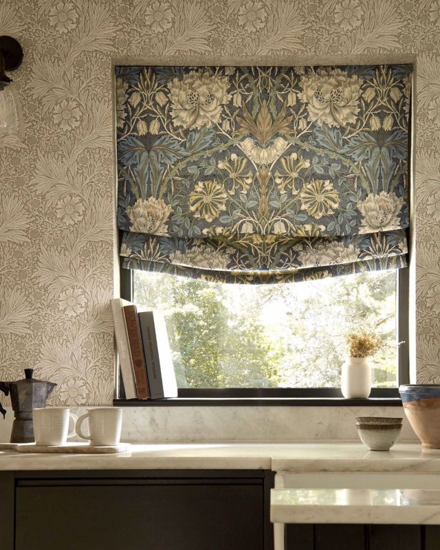 Marigold Tapete von Morris & Co. – Ambiente