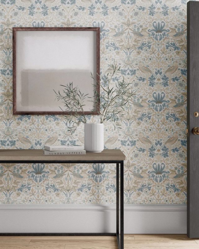Simply Strawberry Thief Tapete von Morris & Co. – Ambiente