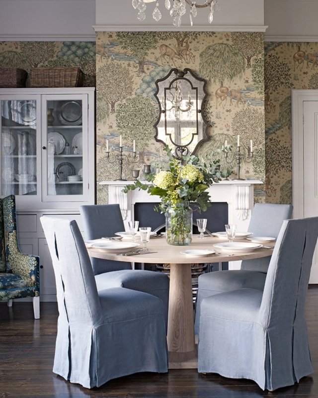The Brook Tapete von Morris & Co. – Ambiente