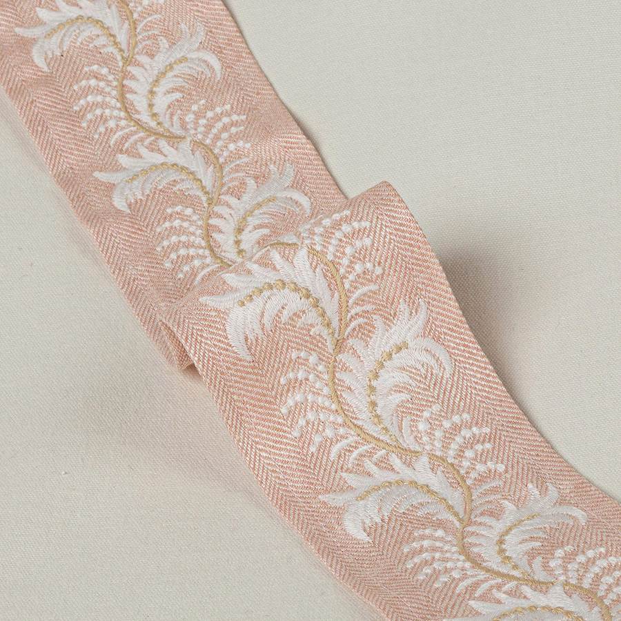 Feather Braid Pink