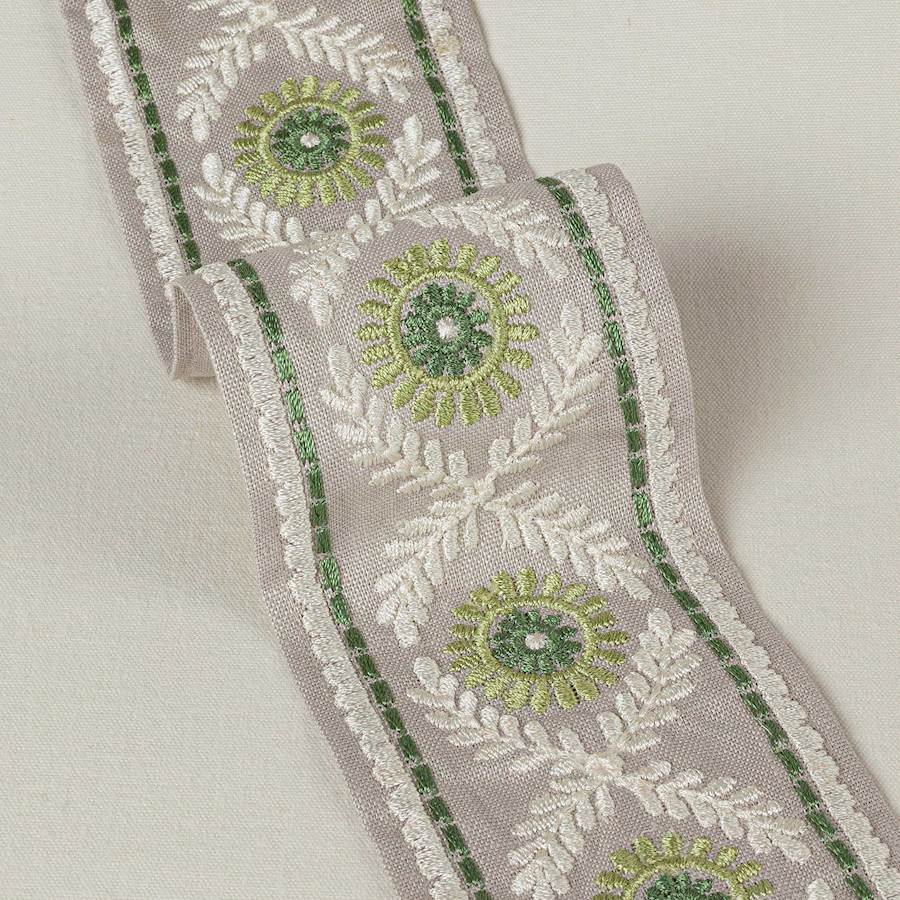 Rosario Braid Leaf Green