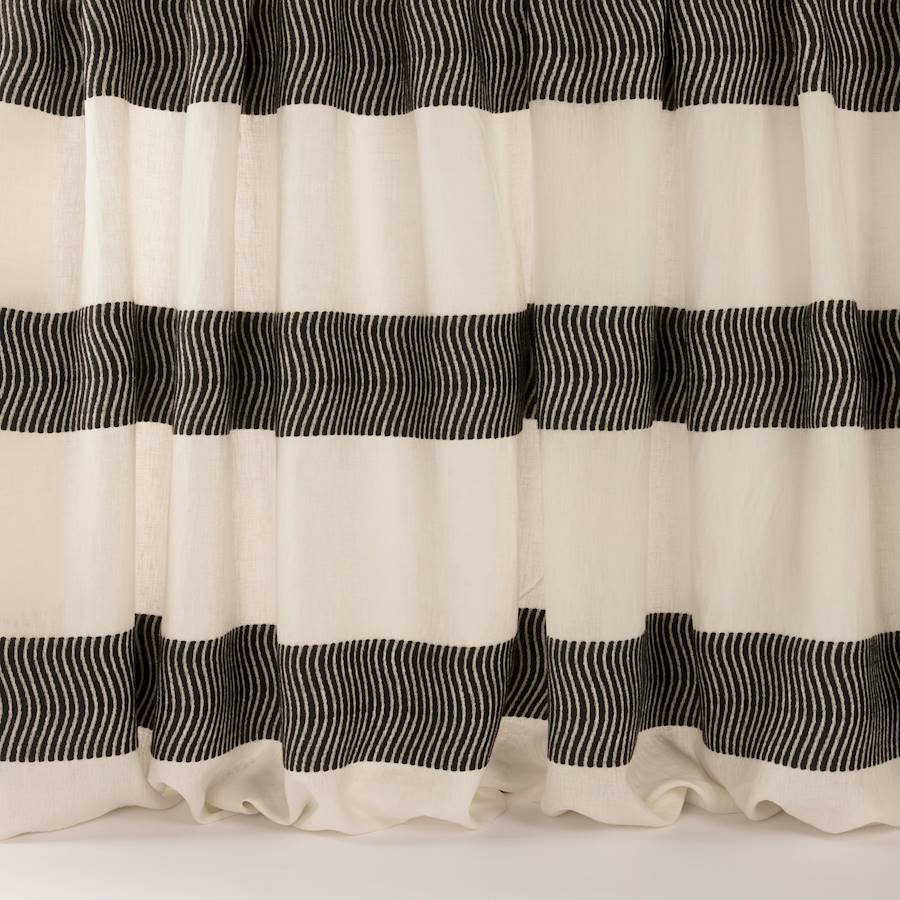 Meadow Ebony